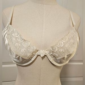 Lilyette Push-Up Padding Bra 36B Ivory NEW Deadstock 1990's Y2K Satin Nylon